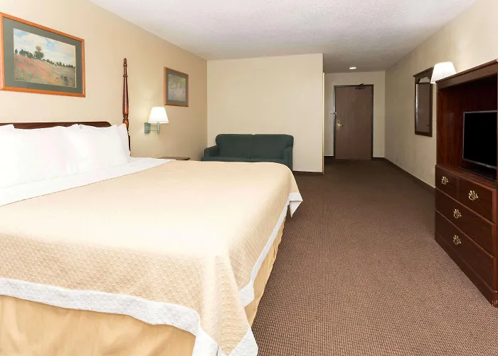 Days Inn By Wyndham Colorado Springs Airport